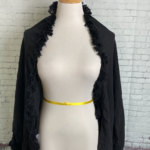 De La Rosa Plau Black Poncho Fringe Shawl Designer OS Boho Lagenlook Longline - Picture 3 of 16